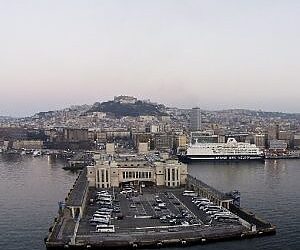 Porti: Campania, le imprese dicono sì all’accorpamento di Napoli e Salerno